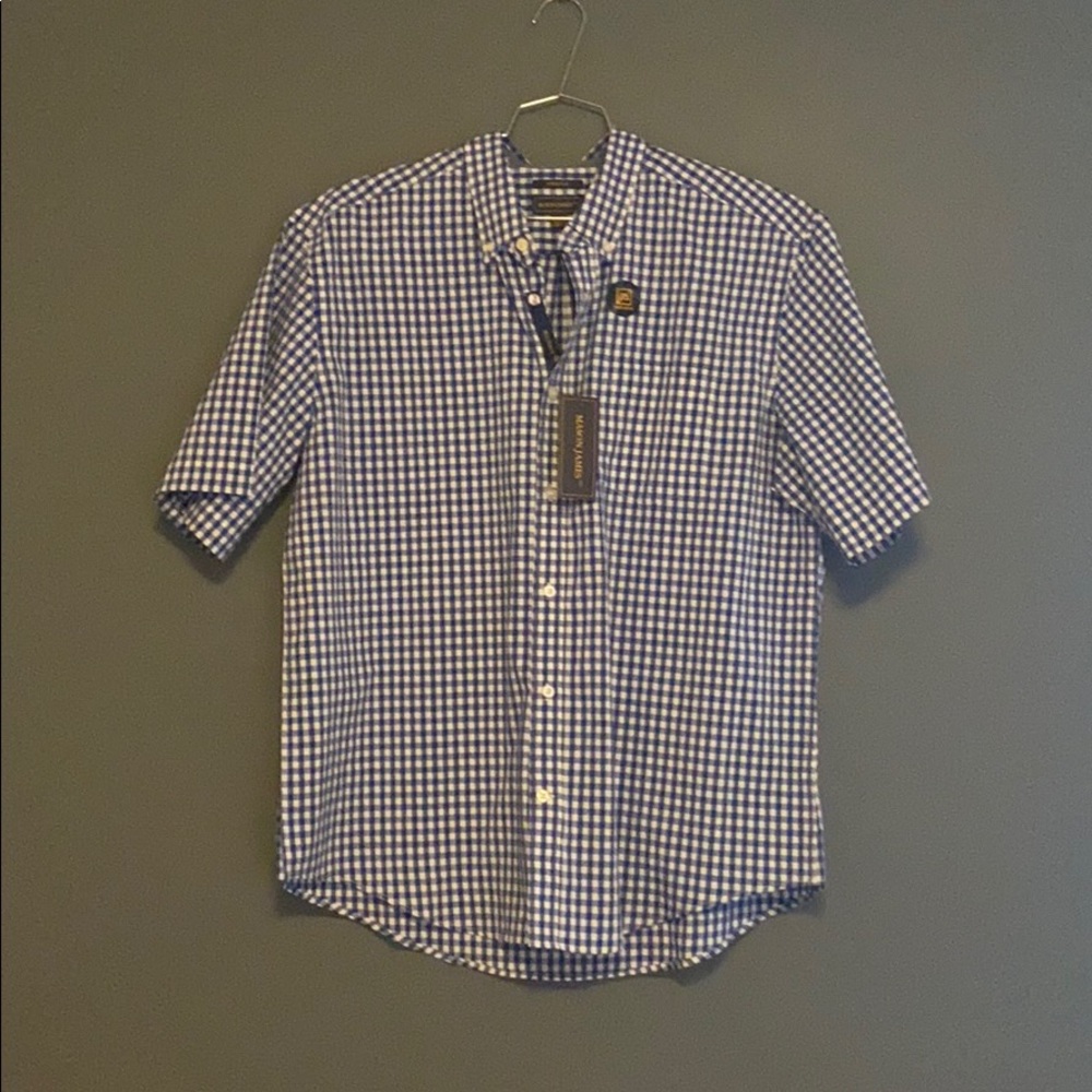 Wrinkle- free shirt
